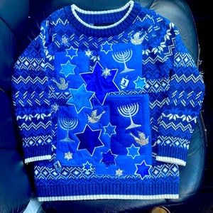 Buzzard bay Hanukkah sweater. New never worn size 6 boys